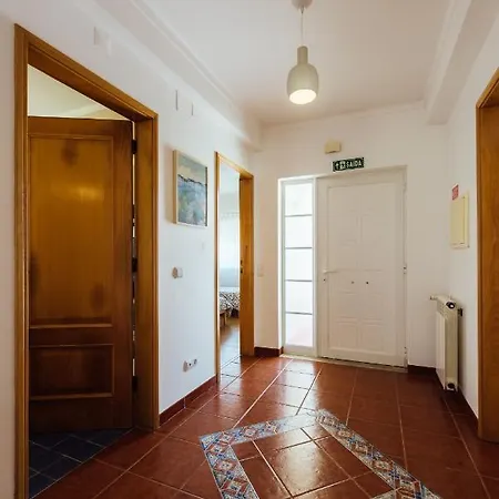 Lahoulou House Ferienhaus
