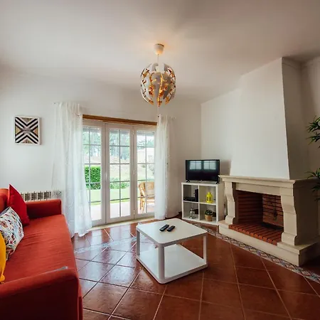 Ferienhaus Lahoulou House *